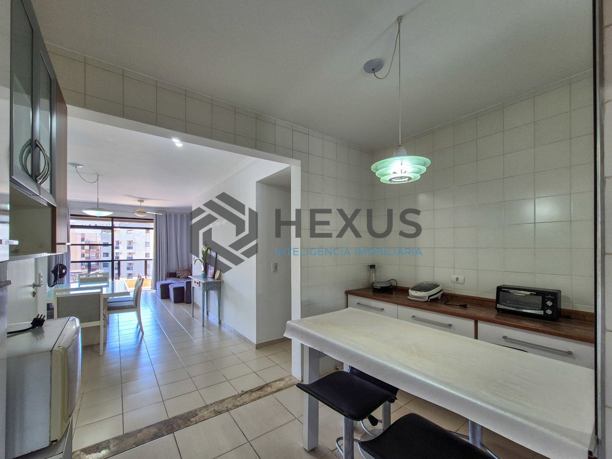 Foto 28 de Apartamento com varanda e lazer na Praia das Pitangueiras, Guaruja