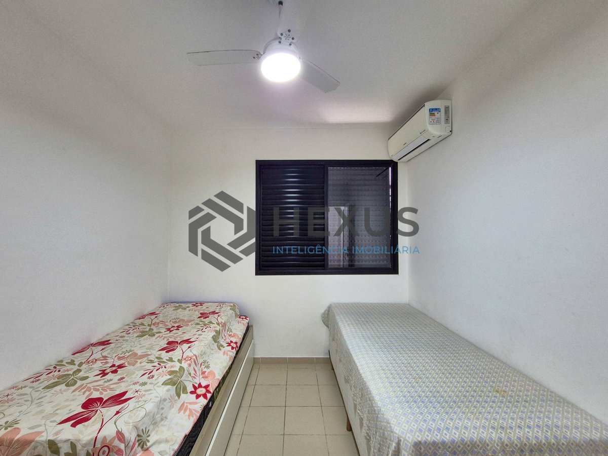 Foto 8 de Apartamento com varanda e lazer na Praia das Pitangueiras, Guaruja