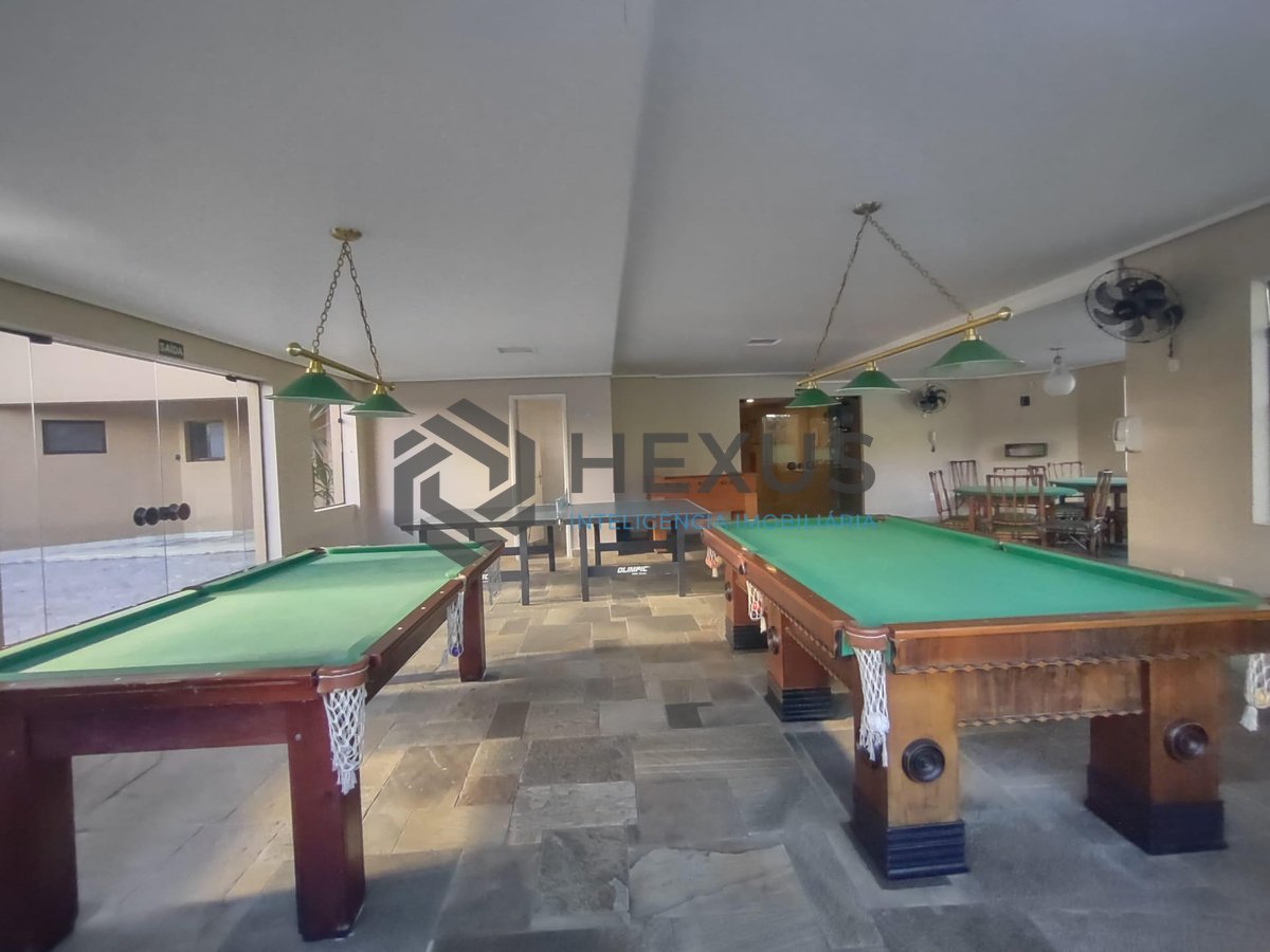 Foto 21 de Apartamento com varanda e lazer na Praia da Enseada, Guaruja