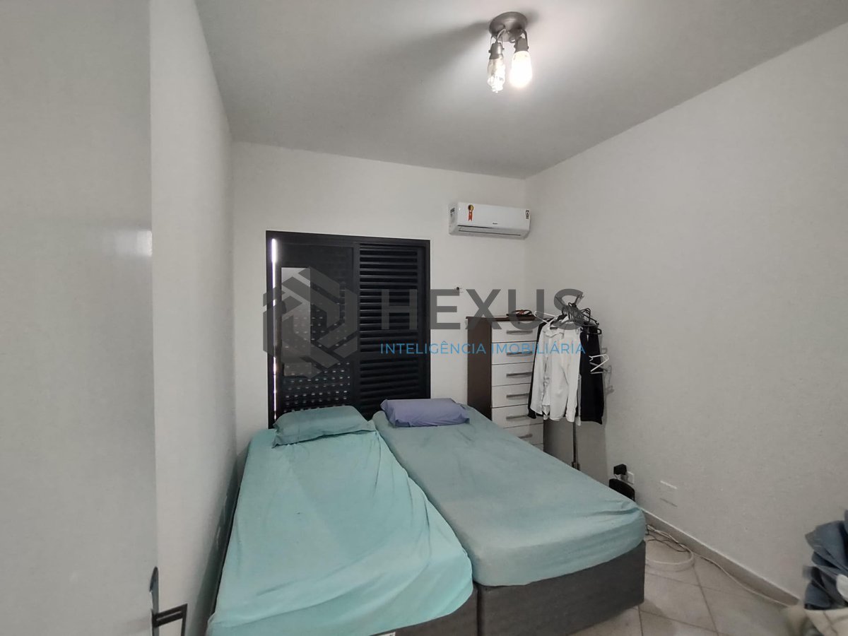 Foto 7 de Apartamento com varanda e lazer na Praia da Enseada, Guaruja