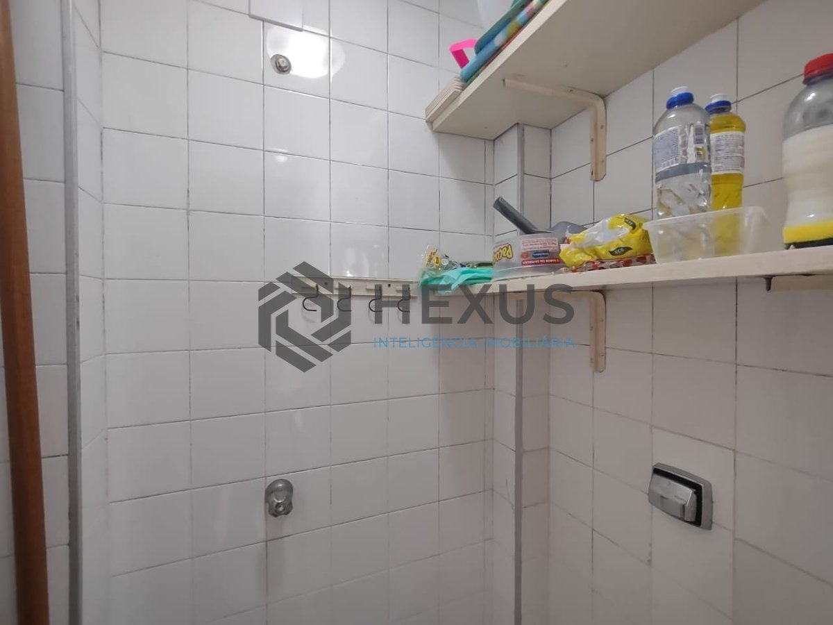 Foto 16 de Apartamento com varanda na Praia da Enseada, Guaruja