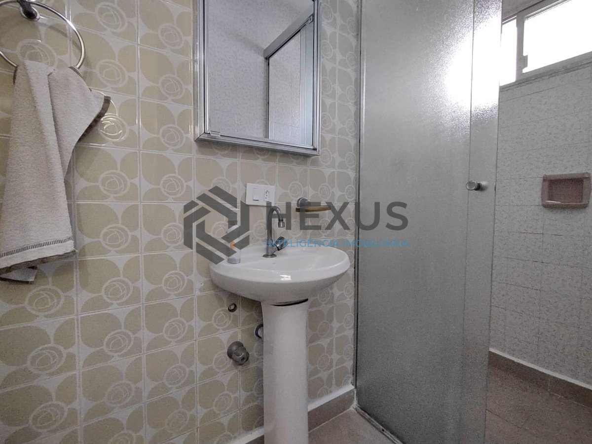 Foto 7 de Apartamento com varanda na Praia da Enseada, Guaruja