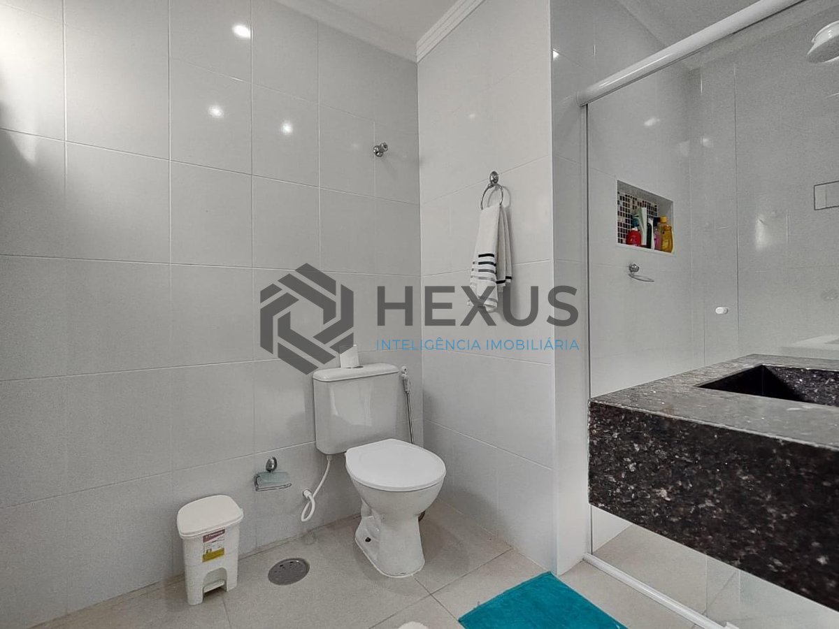 Foto 16 de Apartamento duplex com varanda e lazer na Praia da Enseada, Guaruja