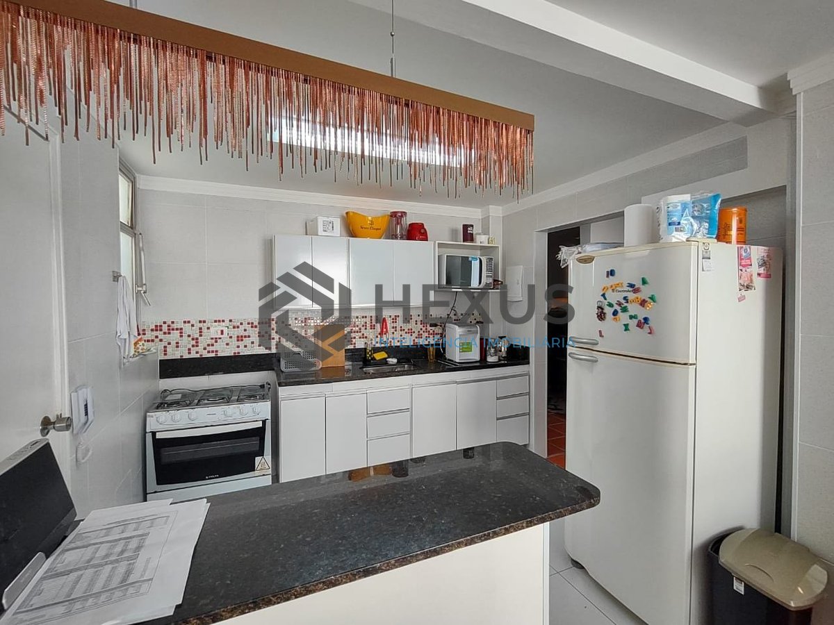 Foto 17 de Apartamento duplex com varanda e lazer na Praia da Enseada, Guaruja