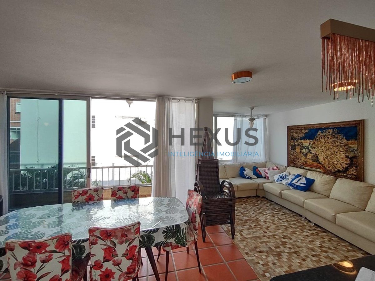 Foto 3 de Apartamento duplex com varanda e lazer na Praia da Enseada, Guaruja