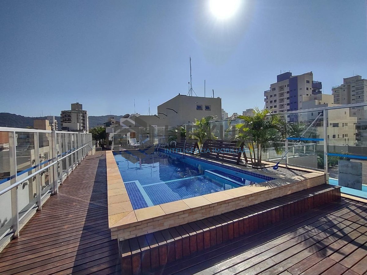 Foto 28 de Apartamento duplex com varanda e lazer na Praia da Enseada, Guaruja