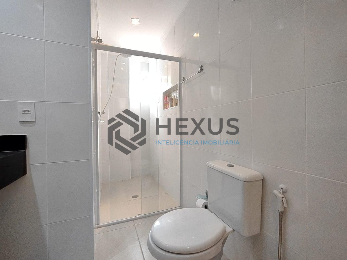 Foto 10 de Apartamento duplex com varanda e lazer na Praia da Enseada, Guaruja