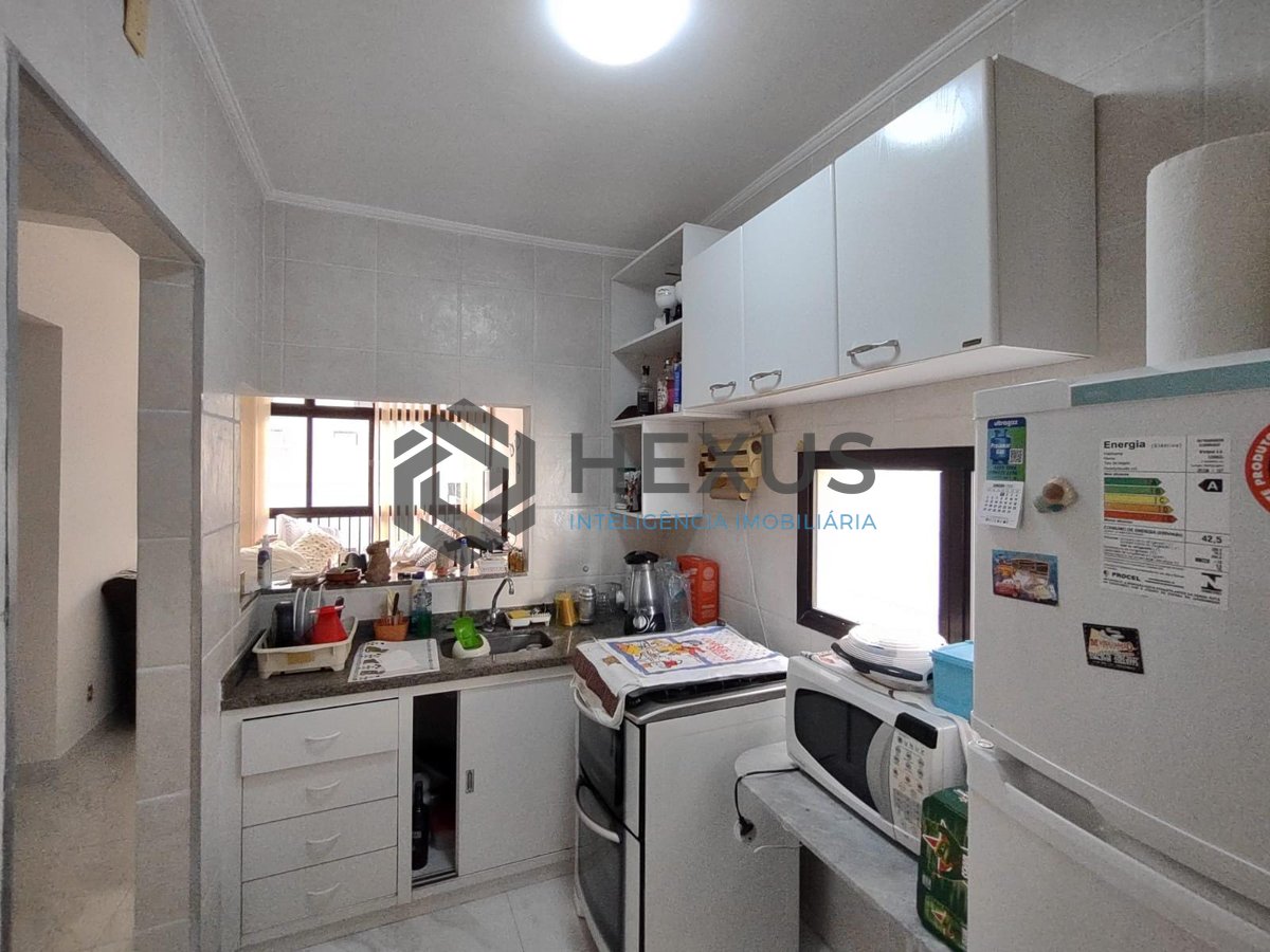Foto 10 de Apartamento e lazer na região da Brunella da Praia da Enseada, Guarujá