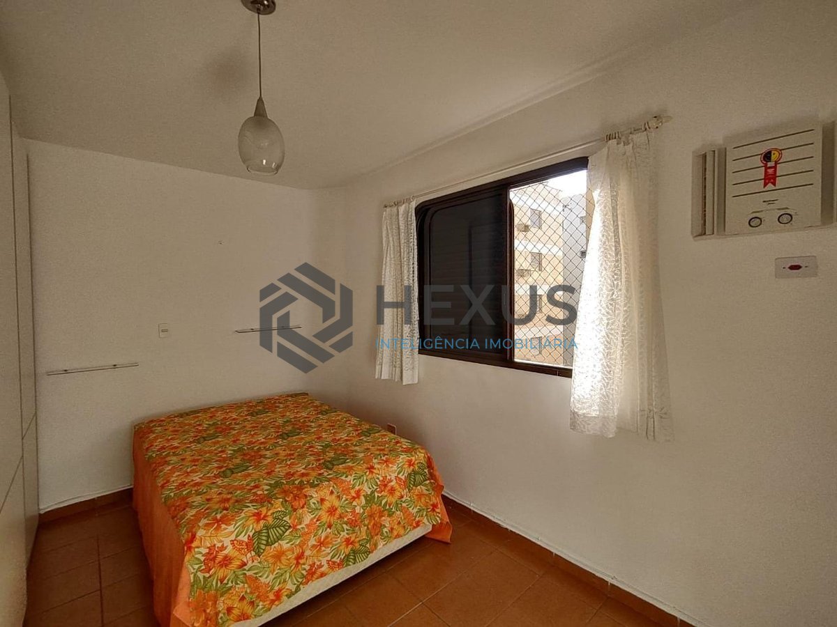 Foto 14 de Apartamento com varanda na região da Brunella na Praia da Enseada, Guaruja