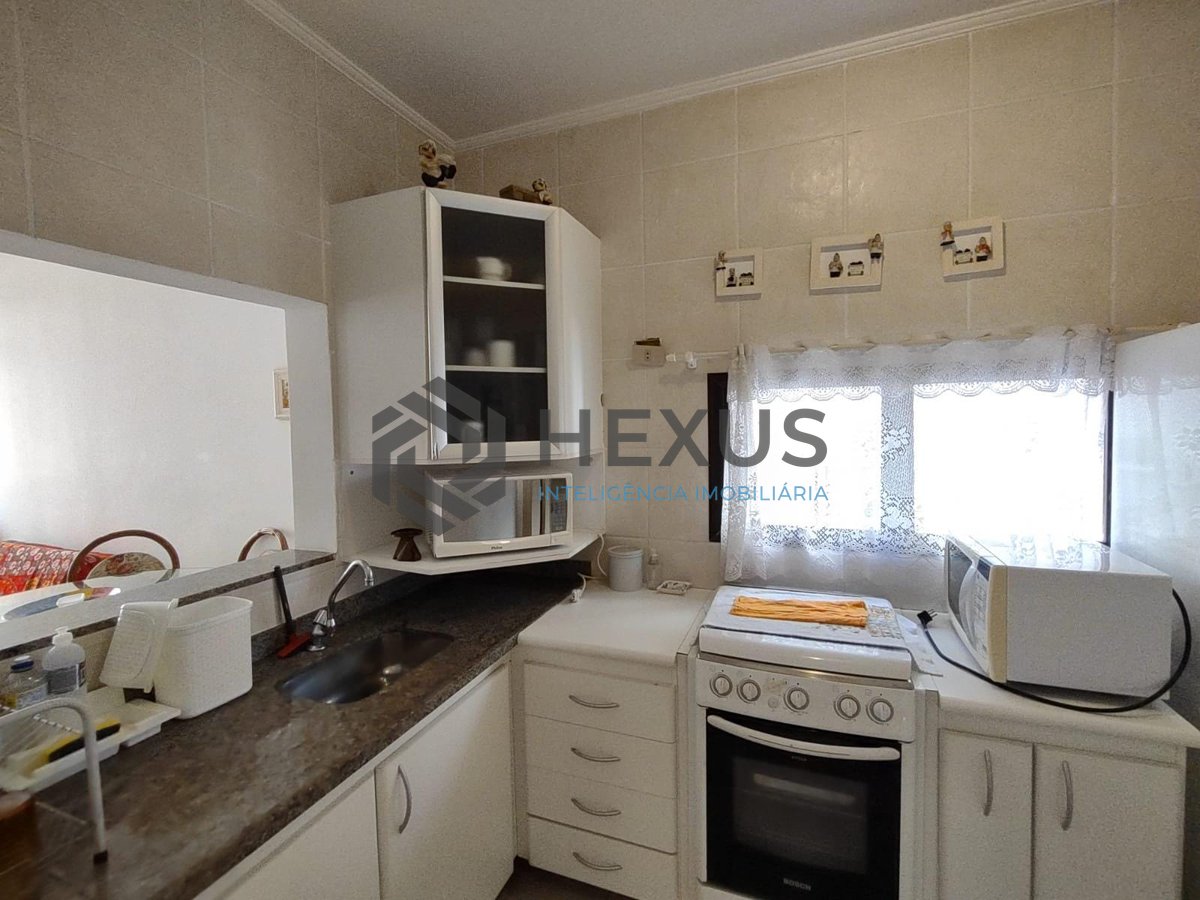 Foto 11 de Apartamento na região da Brunella na Praia da Enseada, Guaruja