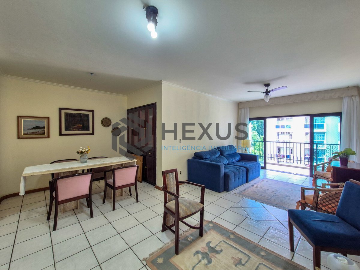 Foto 2 de Apartamento com varanda e lazer na Praia das Pitangueiras, Guaruja