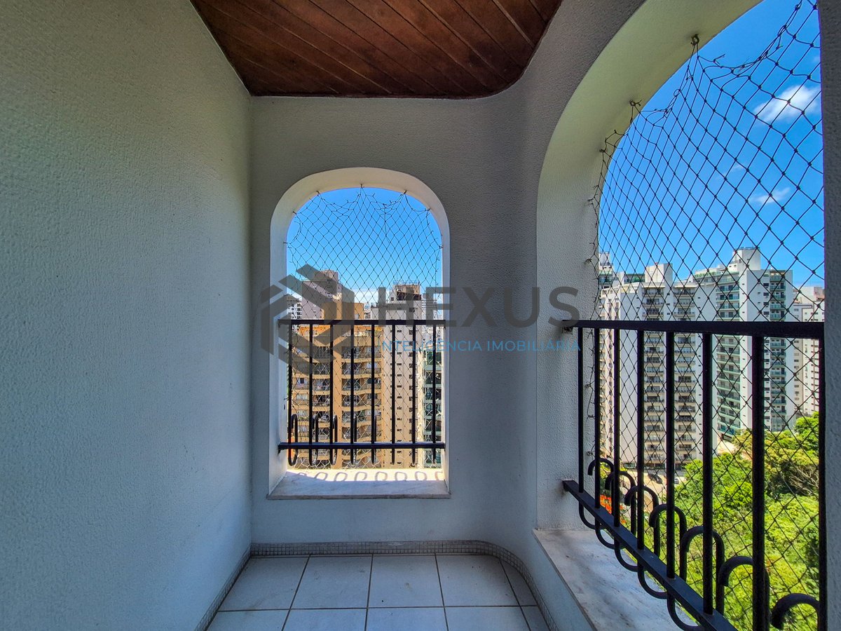 Foto 11 de Apartamento com varanda e lazer na Praia das Pitangueiras, Guaruja