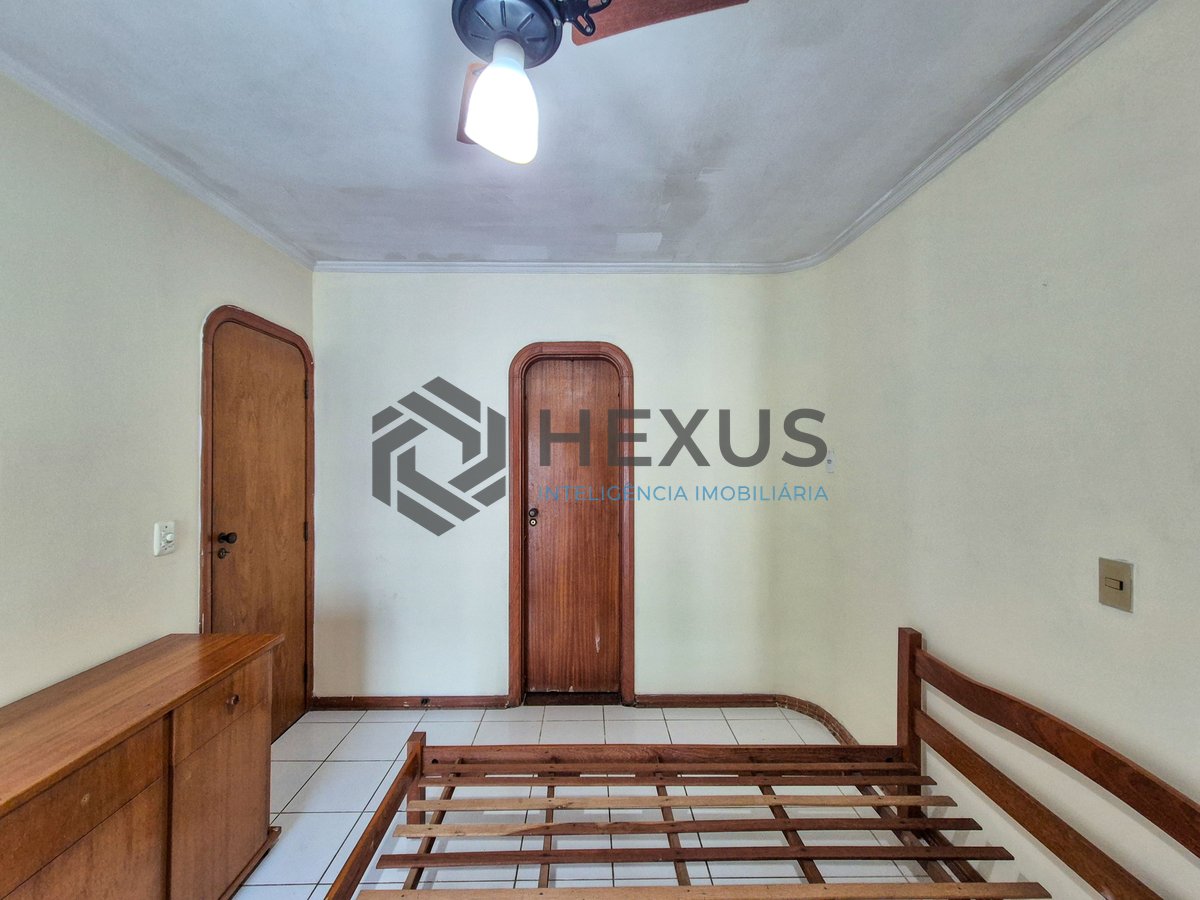 Foto 19 de Apartamento com varanda e lazer na Praia das Pitangueiras, Guaruja