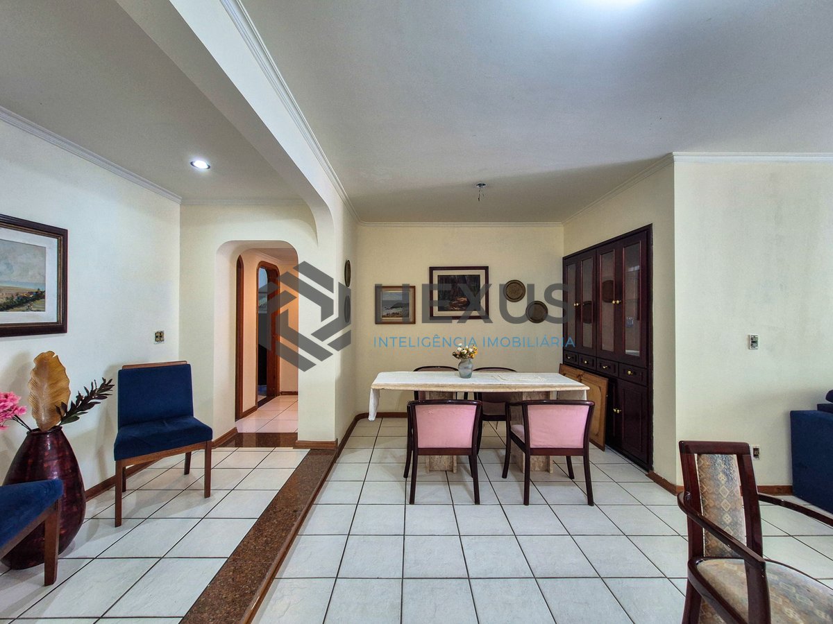 Foto 7 de Apartamento com varanda e lazer na Praia das Pitangueiras, Guaruja