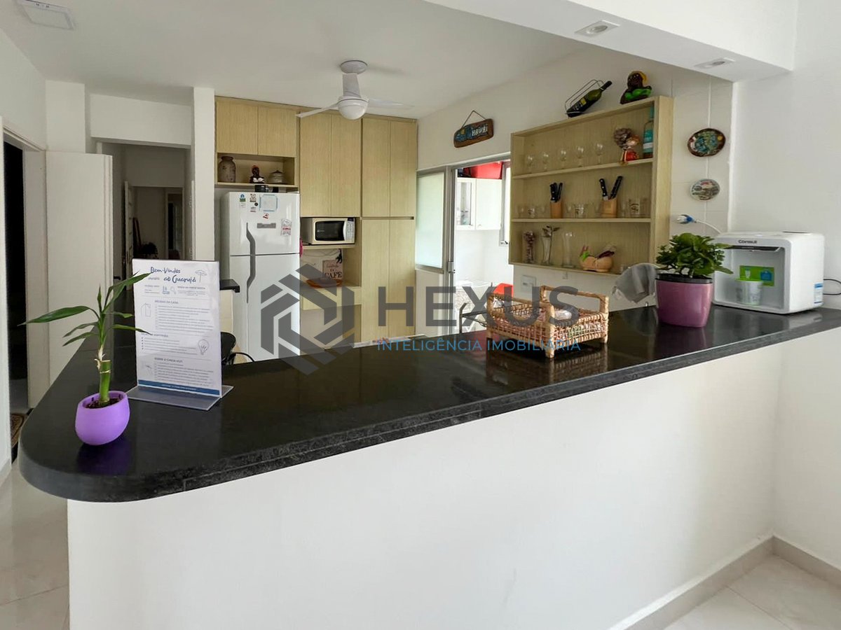 Foto 12 de Apartamento reformado com varandas e lazer a uma quadra da Praia das Asturias, Guaruja