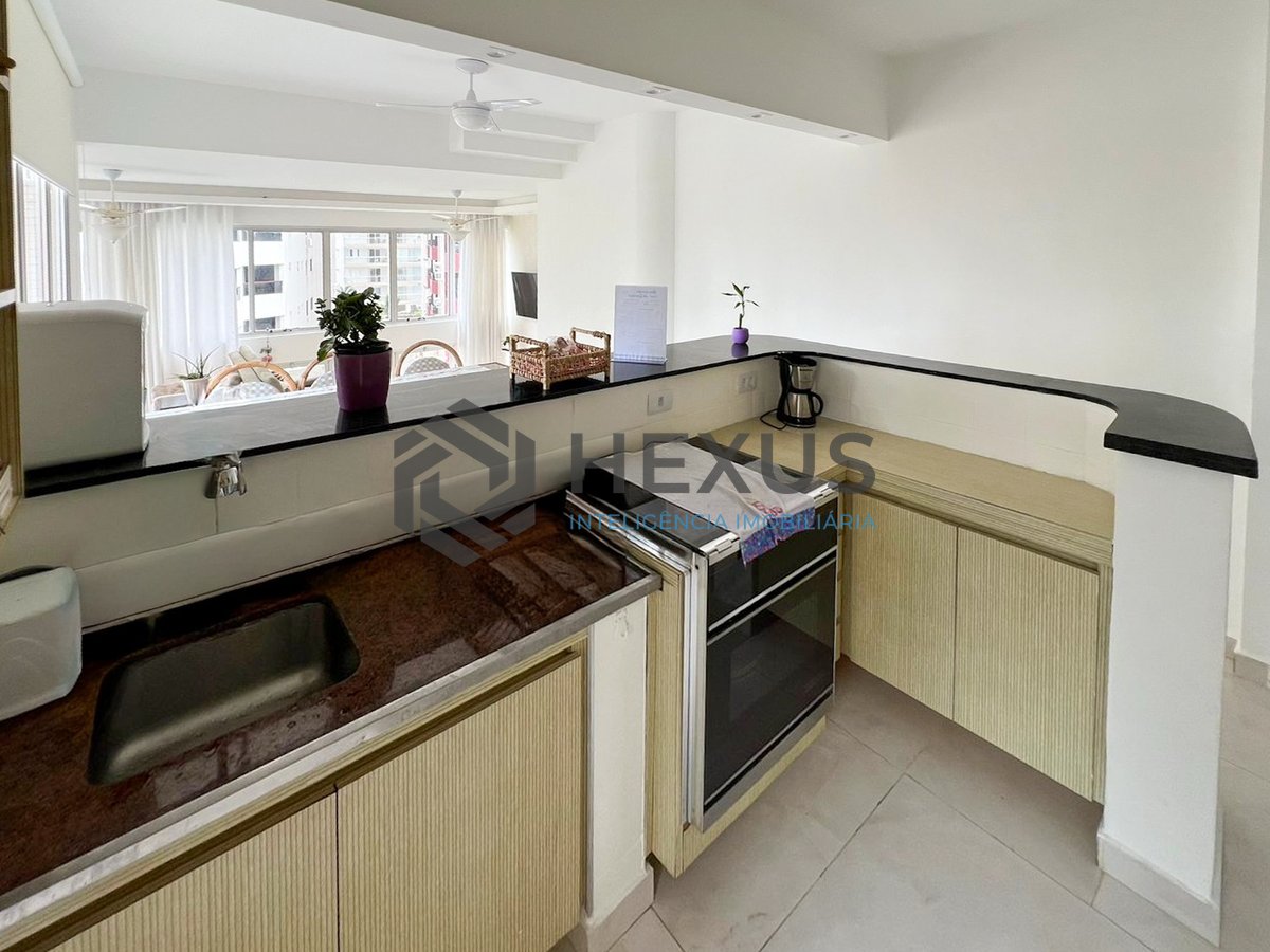 Foto 14 de Apartamento reformado com varandas e lazer a uma quadra da Praia das Asturias, Guaruja