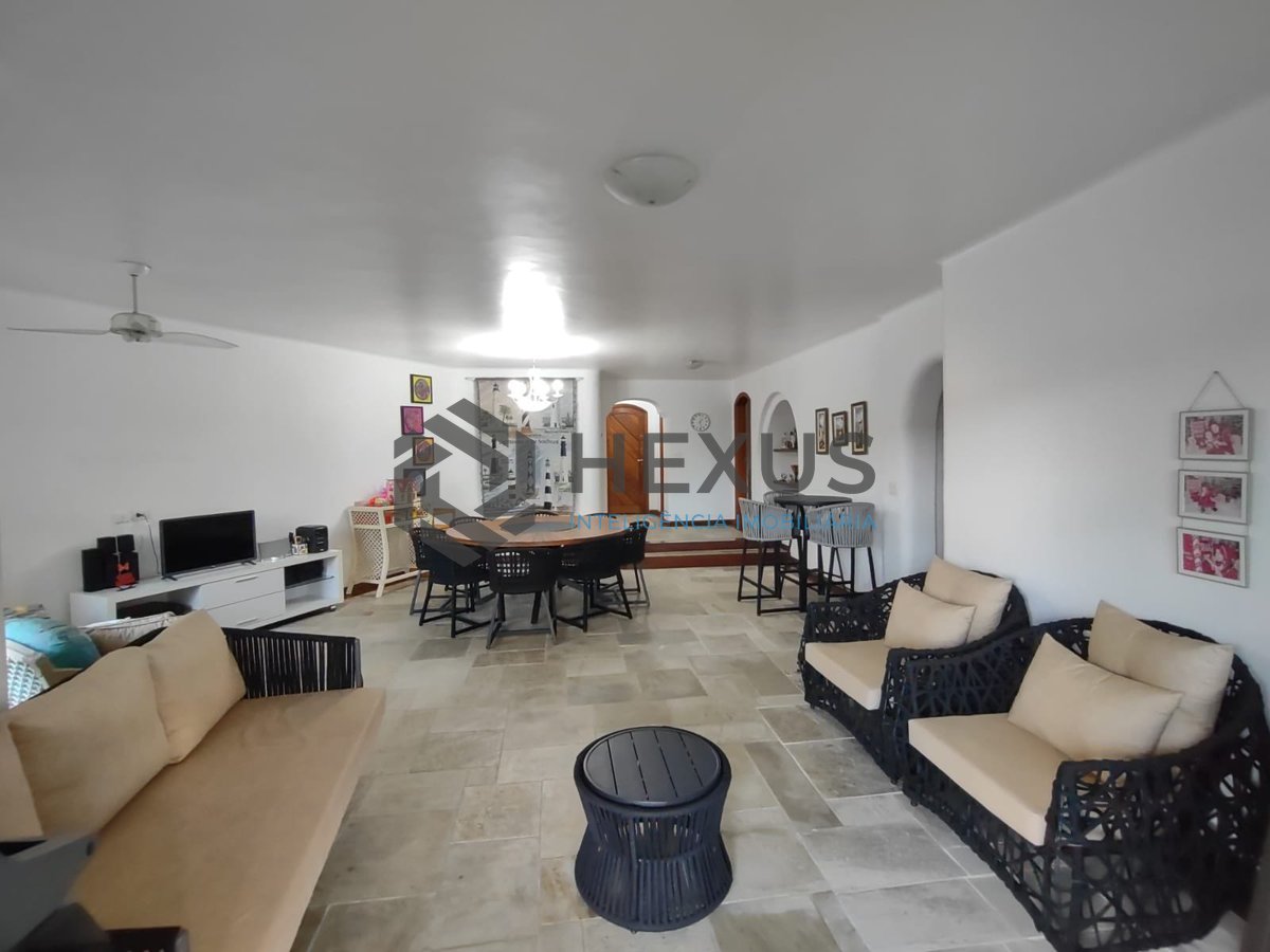Foto 7 de Apartamento com varanda e lazer na Praia da Enseada, Guaruja
