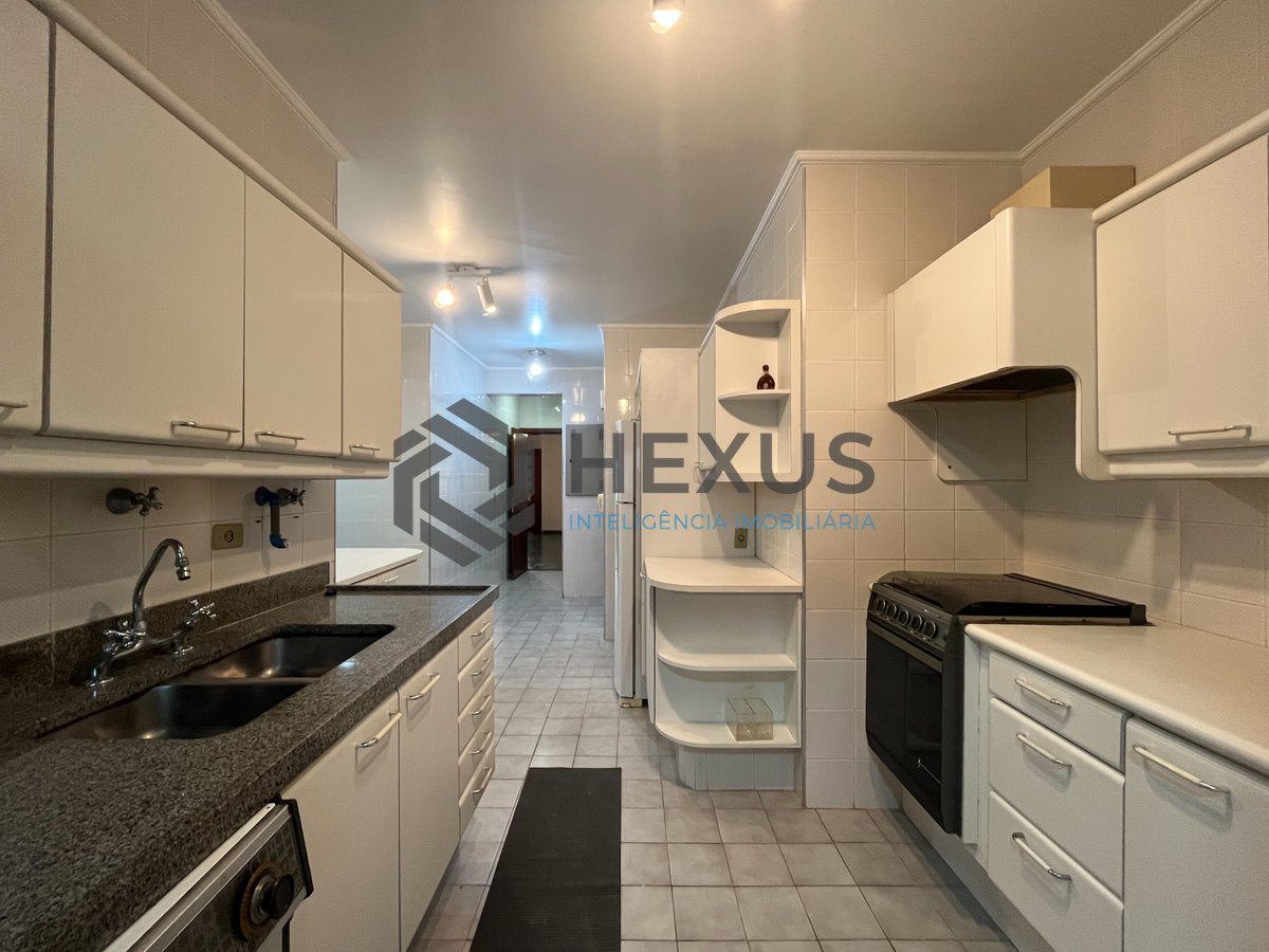 Foto 27 de Apartamento com varanda gourmet e lazer na região da Barra Funda na Praia das Pitangueiras, Guaruja