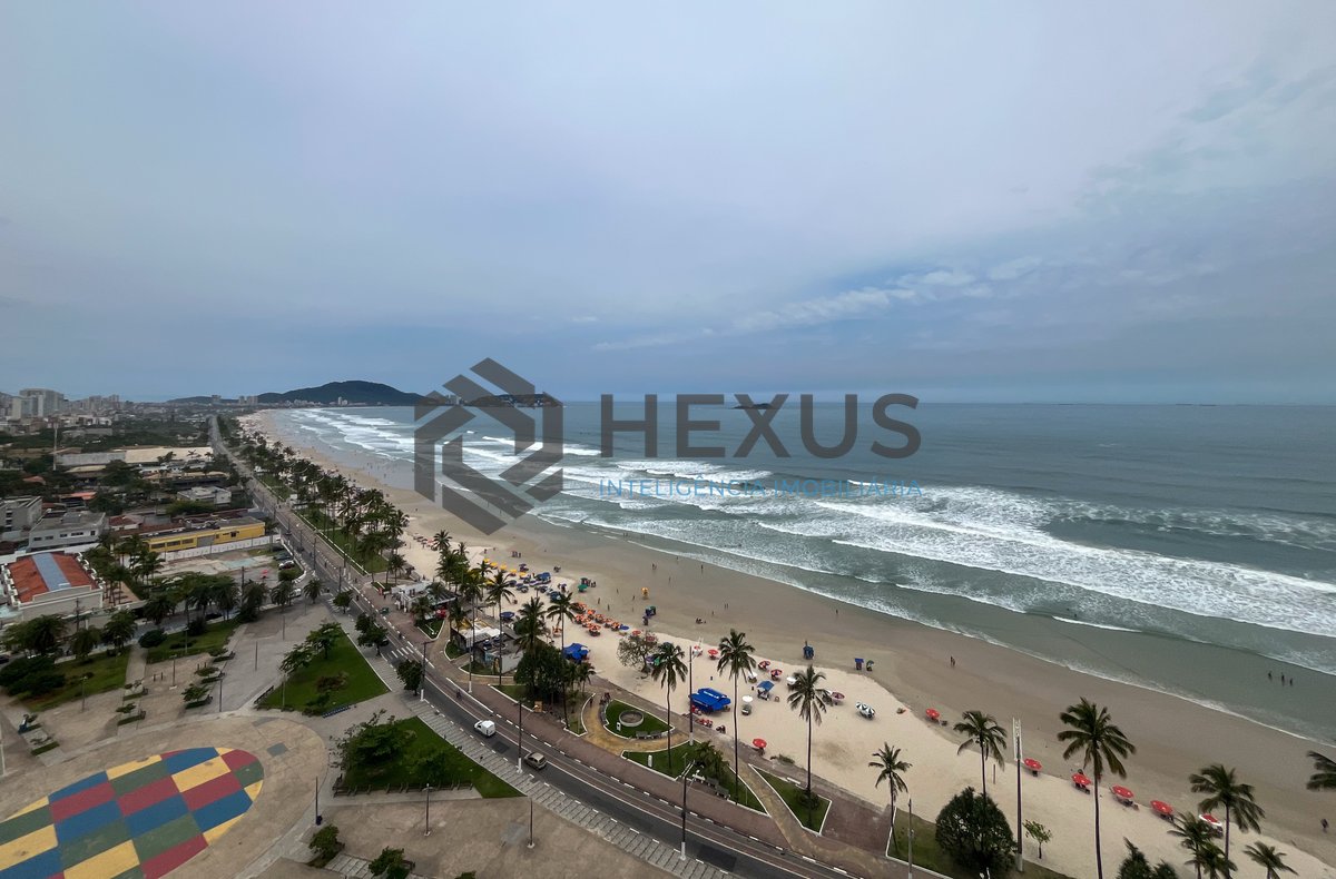 Foto 14 de Apartamento com varanda vista mar e lazer na beira mar da Praia da Enseada, Guaruja