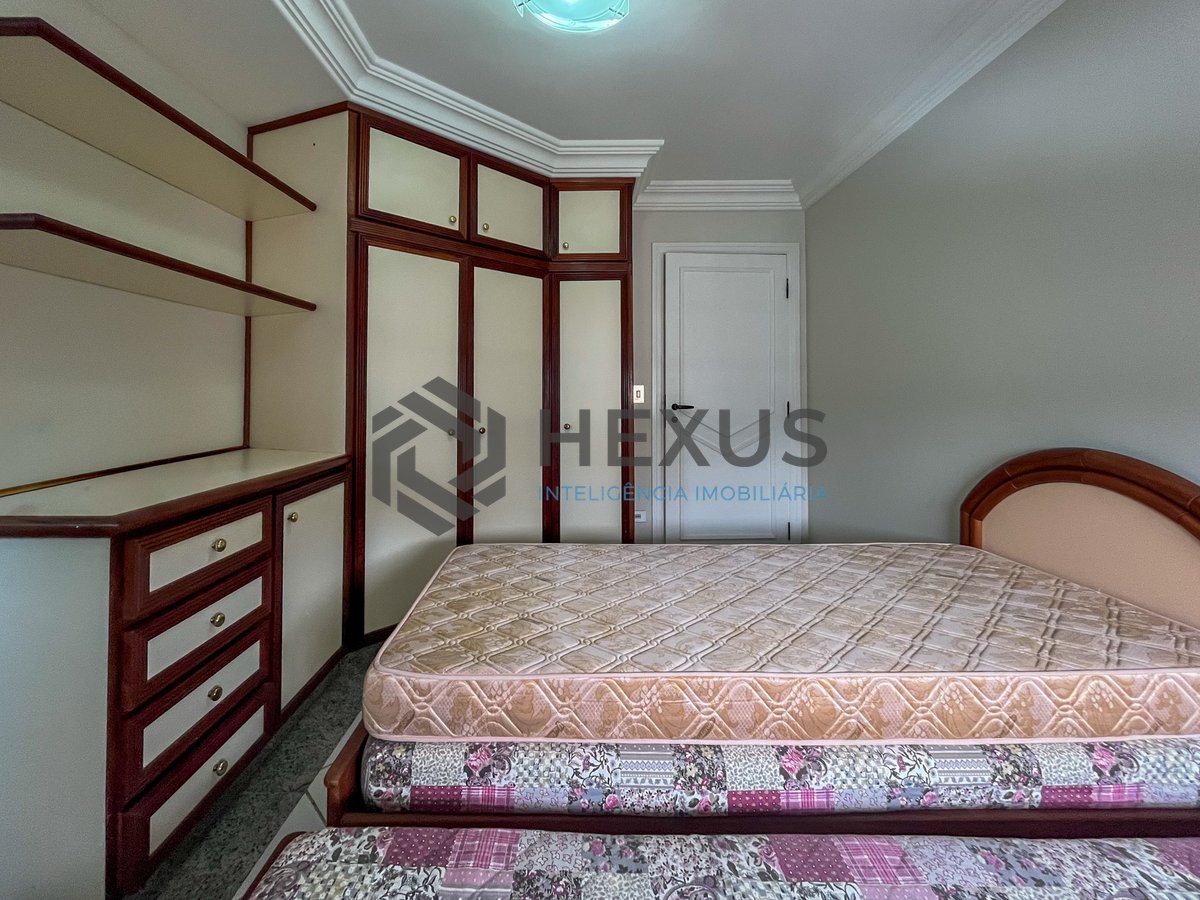 Foto 20 de Apartamento com varanda vista mar e lazer na beira mar da Praia da Enseada, Guaruja