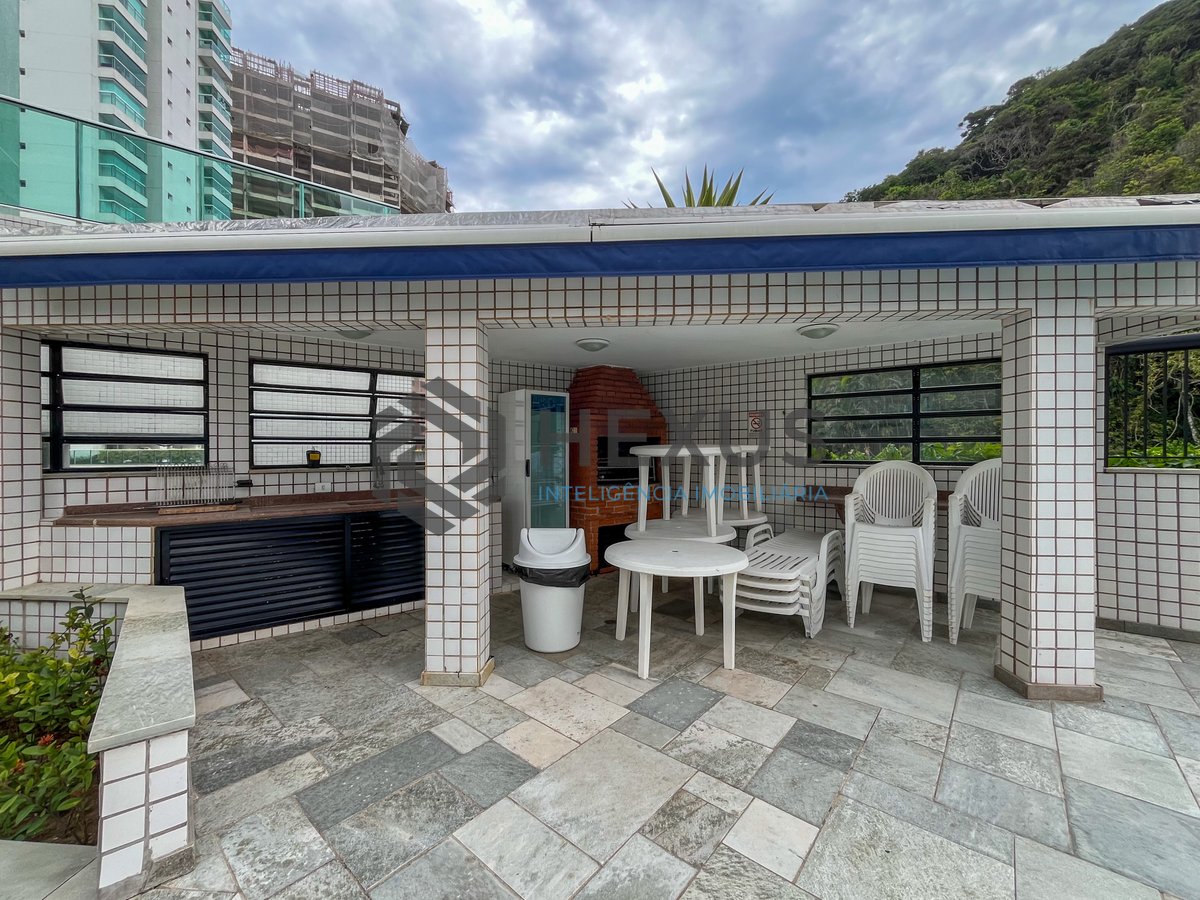 Foto 38 de Apartamento com varanda vista mar e lazer na beira mar da Praia da Enseada, Guaruja