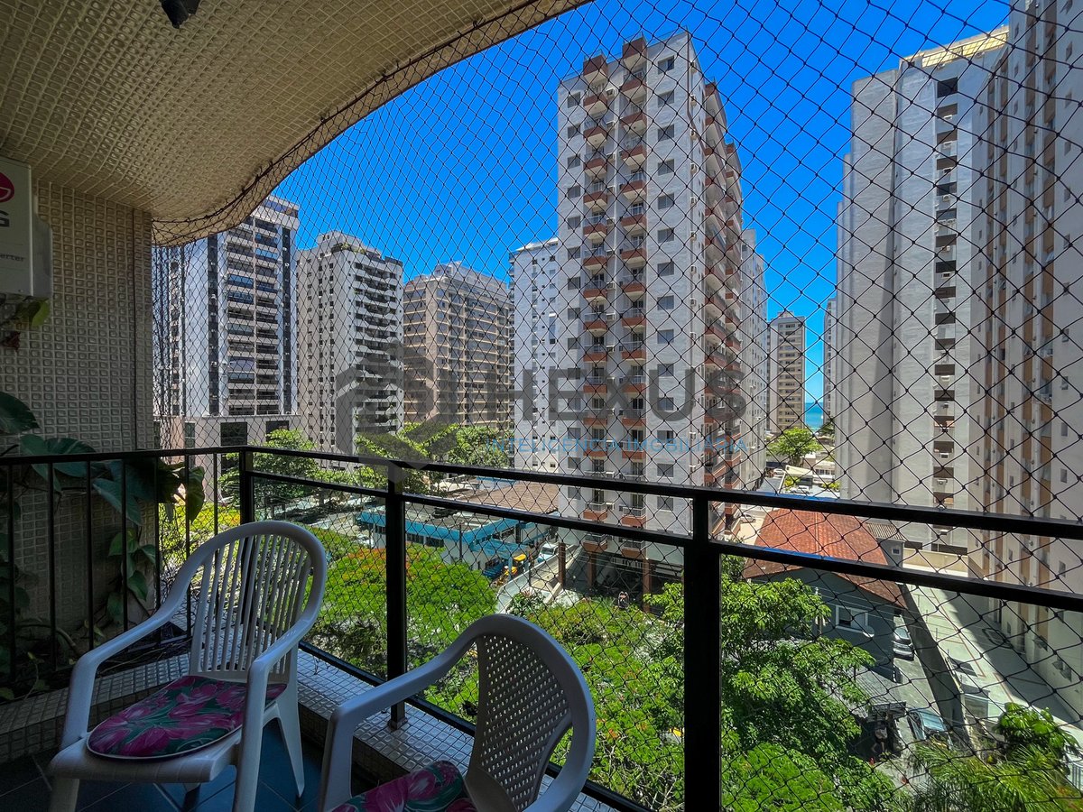Foto 10 de Apartamento com varanda vista mar na Praia das Pitangueiras, Guaruja