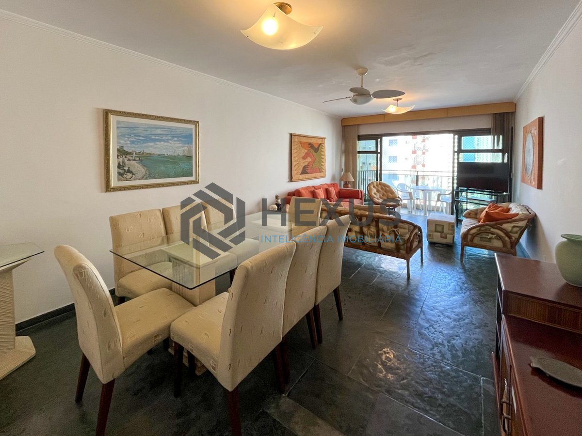 Foto 3 de Apartamento com varanda na Praia das Pitangueiras, Guaruja