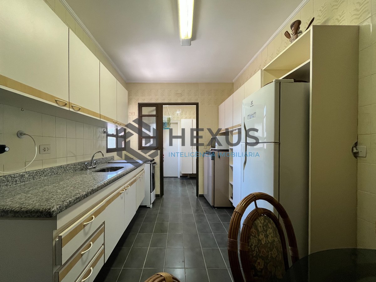 Foto 25 de Apartamento com varanda na Praia das Pitangueiras, Guaruja