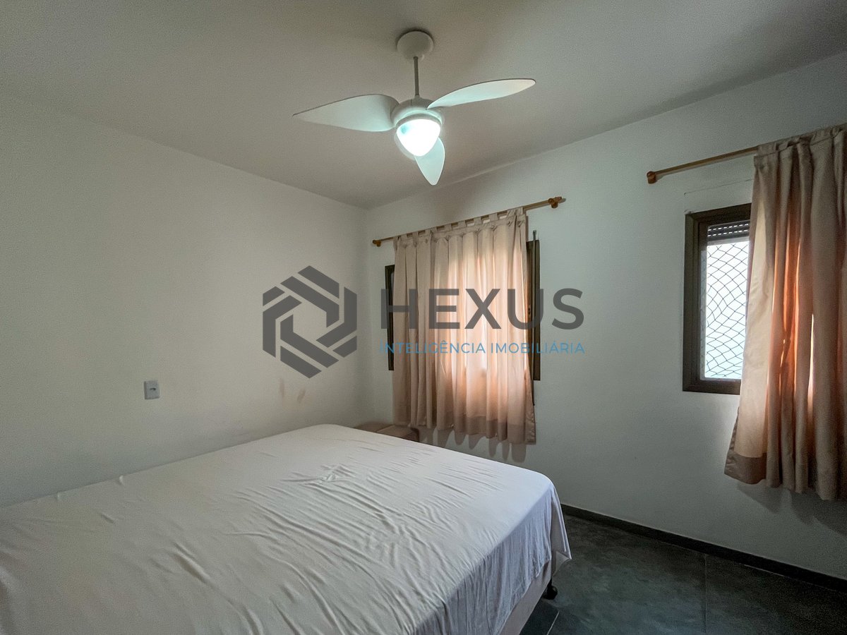 Foto 12 de Apartamento com varanda na Praia das Pitangueiras, Guaruja