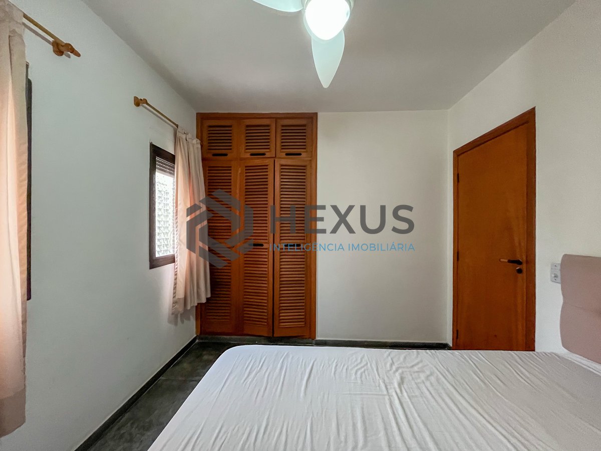 Foto 13 de Apartamento com varanda na Praia das Pitangueiras, Guaruja