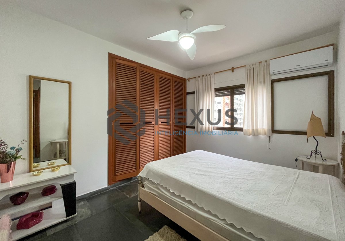Foto 16 de Apartamento com varanda na Praia das Pitangueiras, Guaruja