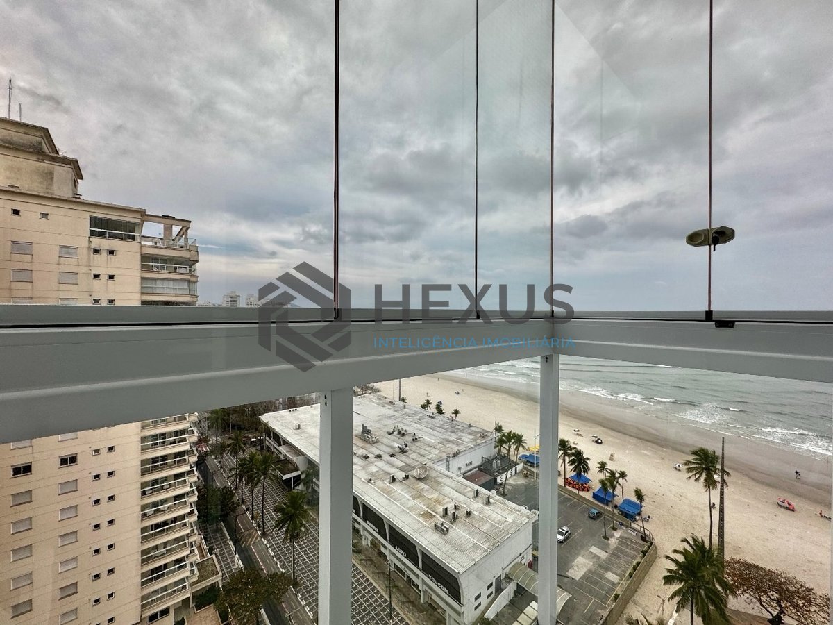 Foto 14 de Apartamento frente mar com varanda e vaga na Praia das Pitangueiras, Guarujá, SP