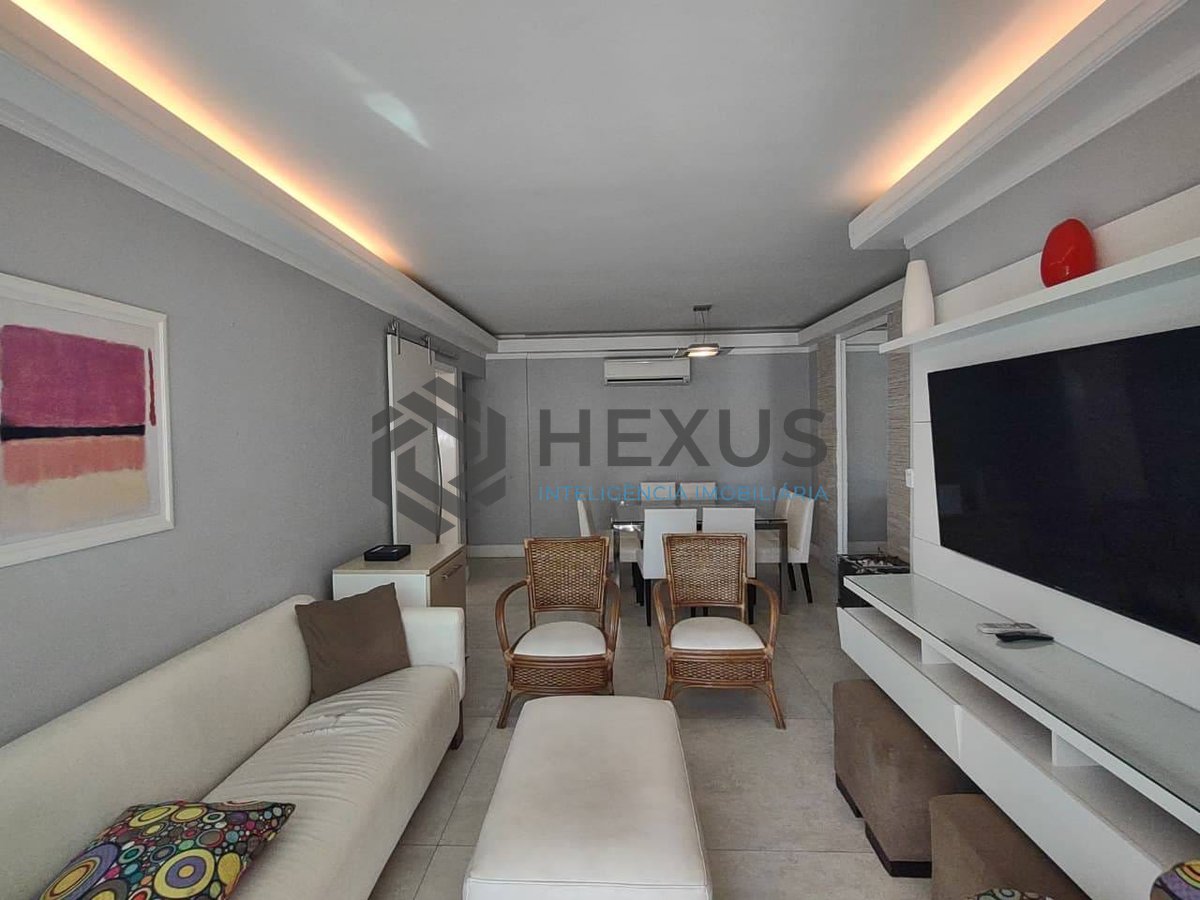 Foto 4 de Apartamento com varanda gourmet e lazer na Praia da Enseada, Guaruja