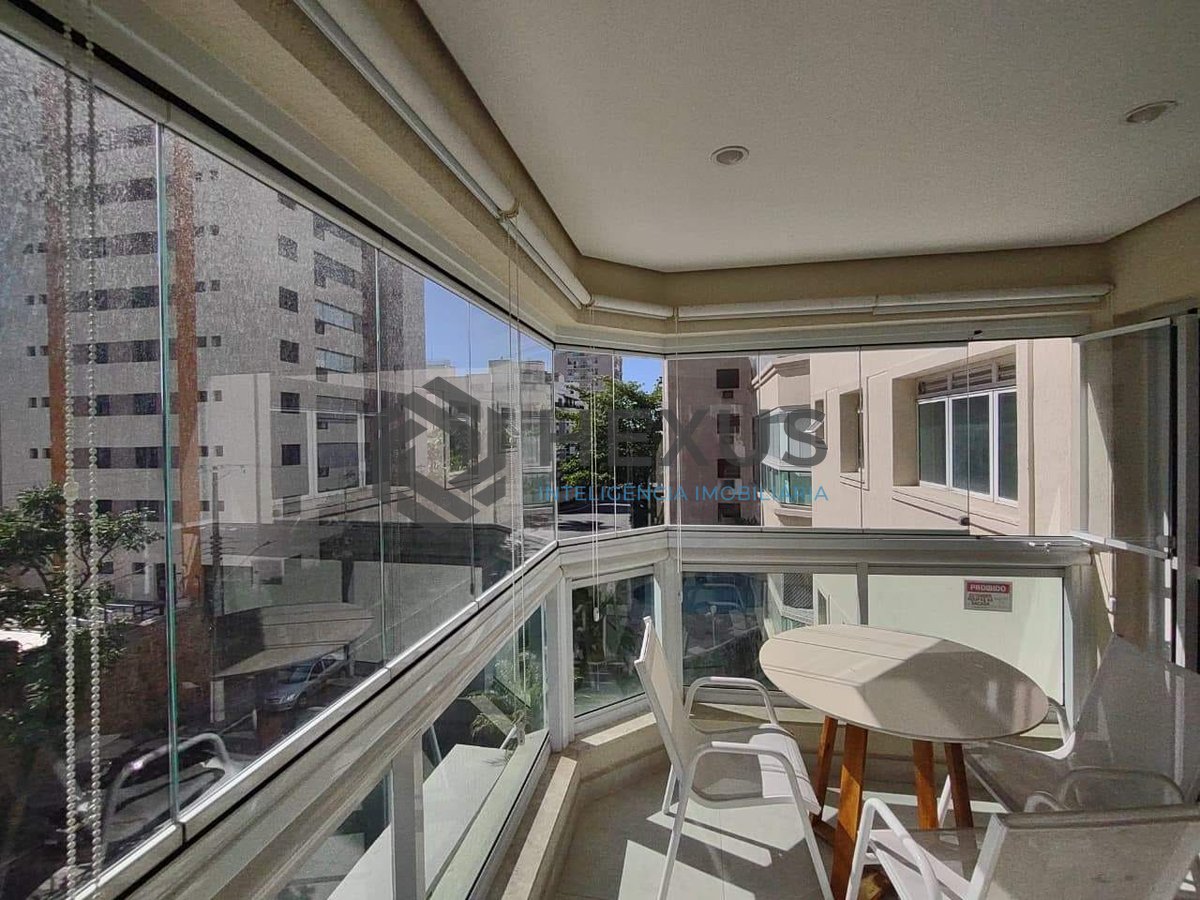 Foto 10 de Apartamento com varanda gourmet e lazer na Praia da Enseada, Guaruja