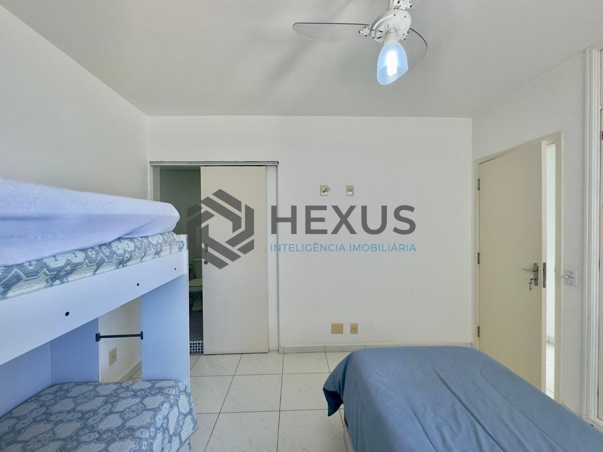 Foto 21 de Apartamento reformado frente mar com varanda na Praia das Asturias, Guaruja