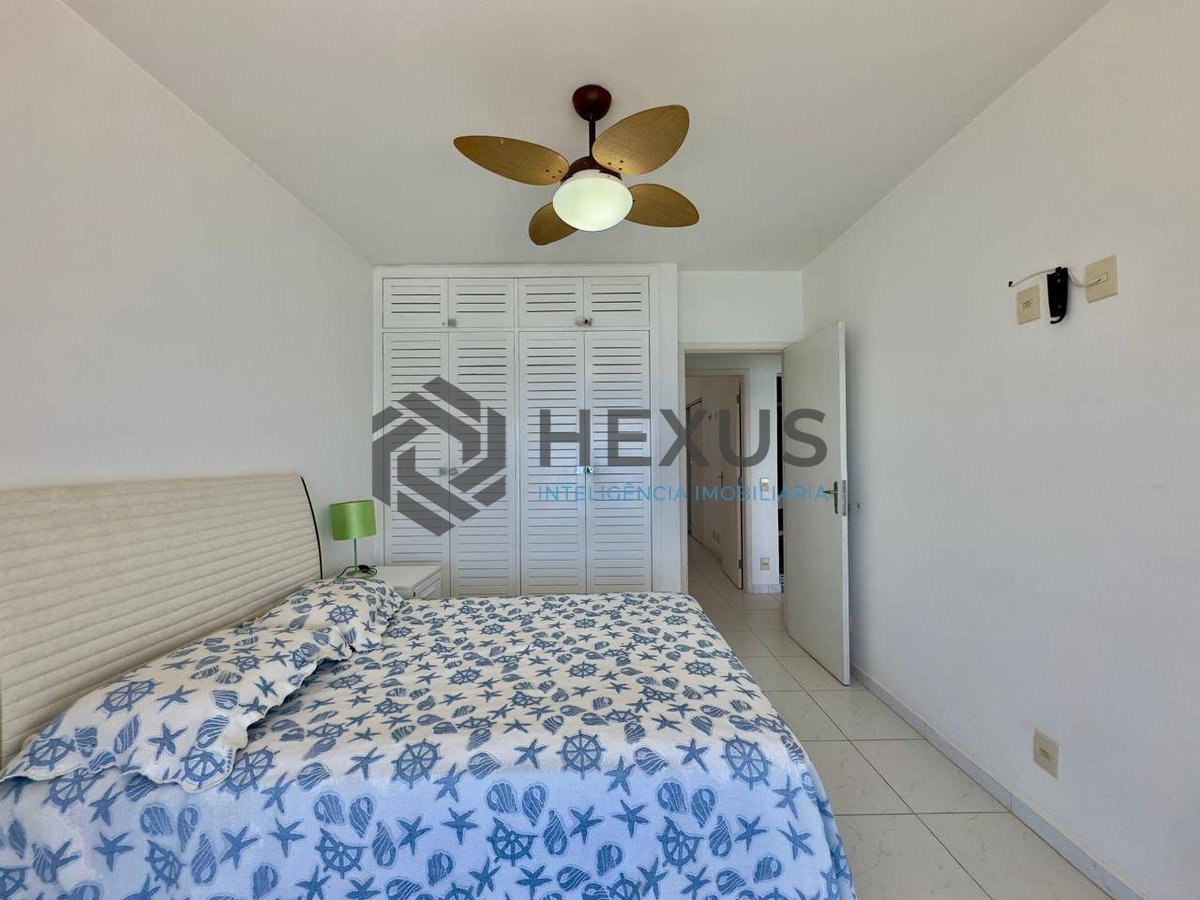 Foto 26 de Apartamento reformado frente mar com varanda na Praia das Asturias, Guaruja