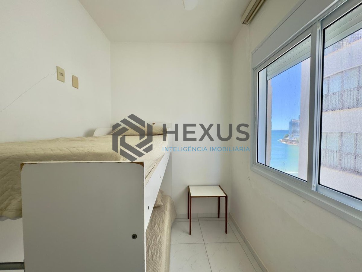 Foto 32 de Apartamento reformado frente mar com varanda na Praia das Asturias, Guaruja