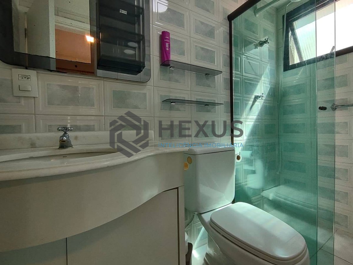 Foto 13 de Apartamento com varanda gourmet e lazer na Praia da Enseada, Guaruja