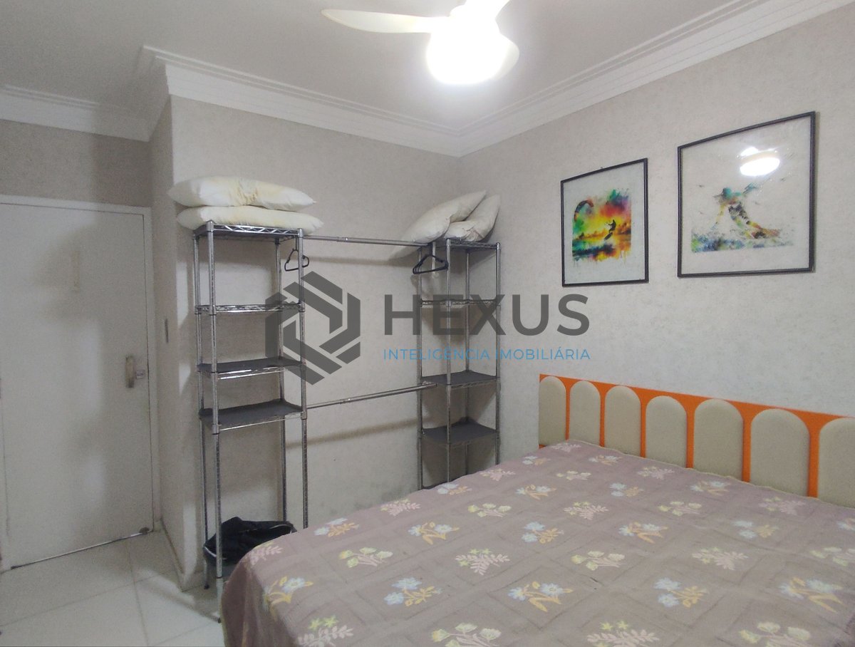 Foto 13 de Apartamento reformado com varanda e lazer na Praia das Astúrias, Guarujá
