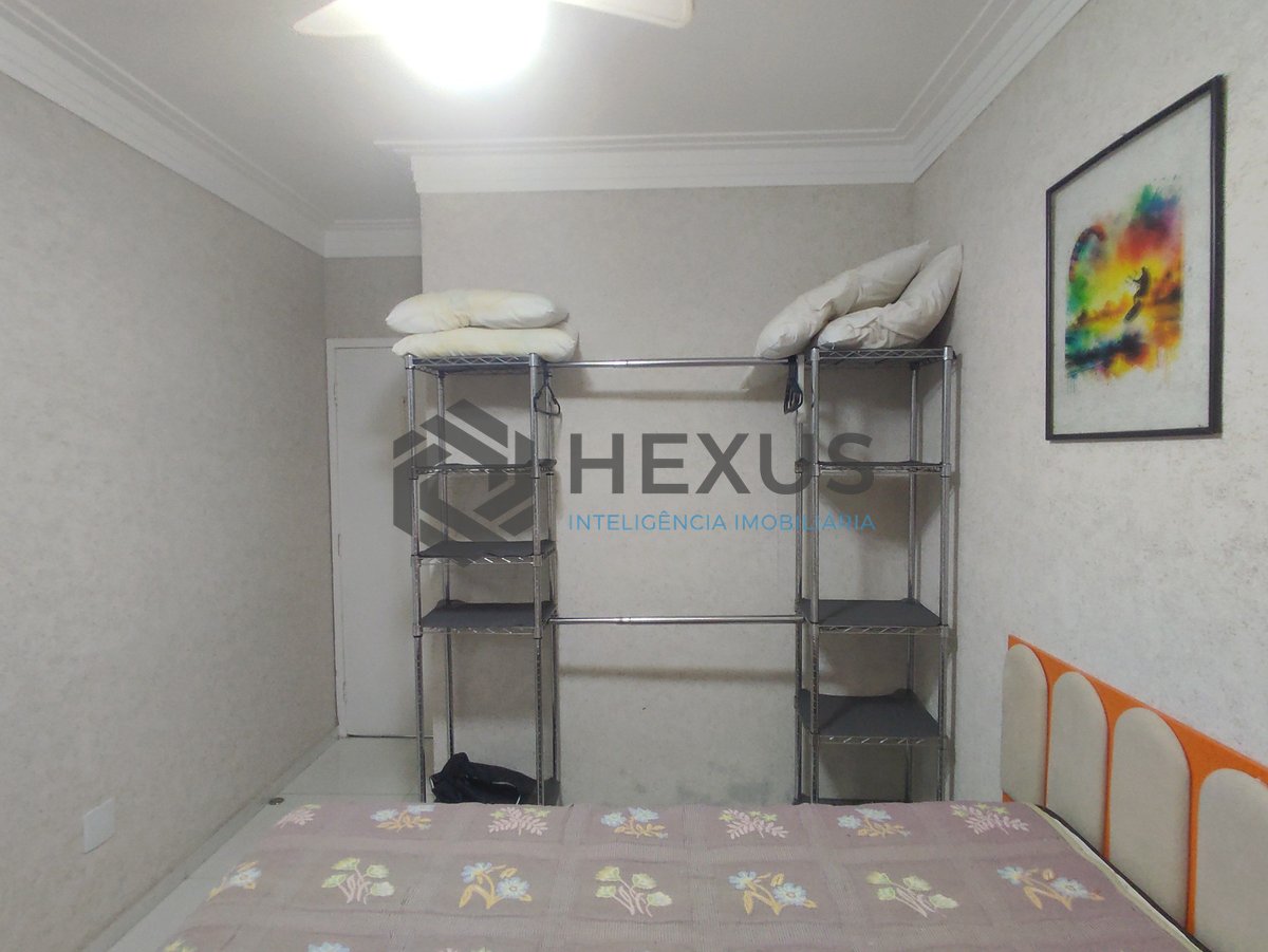 Foto 14 de Apartamento reformado com varanda e lazer na Praia das Astúrias, Guarujá