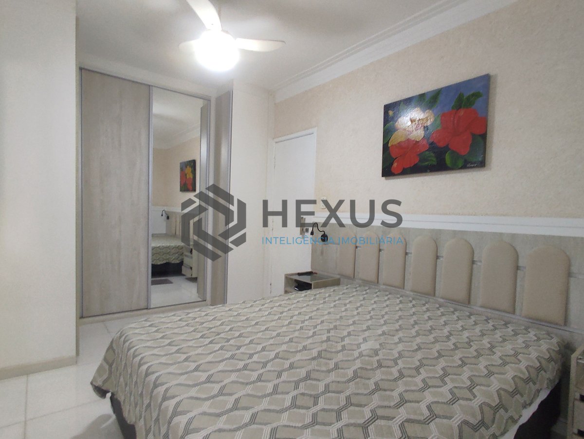 Foto 18 de Apartamento reformado com varanda e lazer na Praia das Astúrias, Guarujá