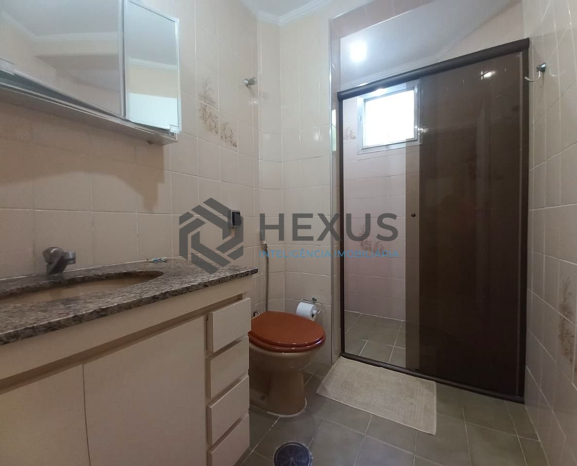 Foto 16 de Apartamento com varanda na Praia das Astúrias, Guarujá