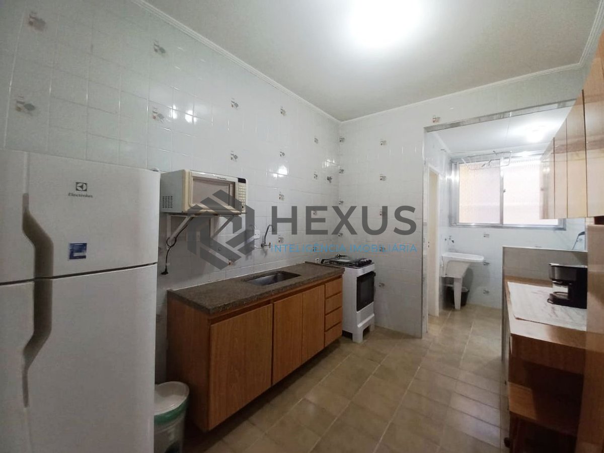 Foto 19 de Apartamento com varanda na Praia das Astúrias, Guarujá