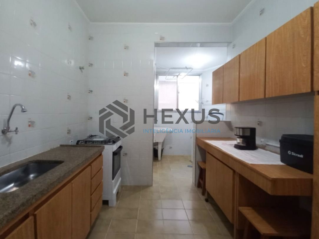 Foto 20 de Apartamento com varanda na Praia das Astúrias, Guarujá