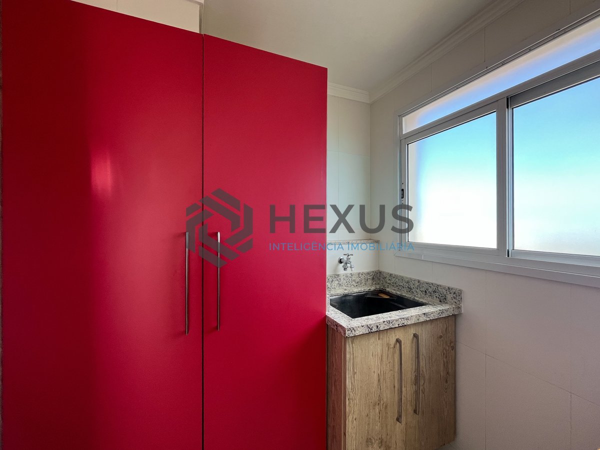 Foto 20 de Apartamento com varanda gourmet e lazer na região da Brunella na Praia da Enseada, Guaruja