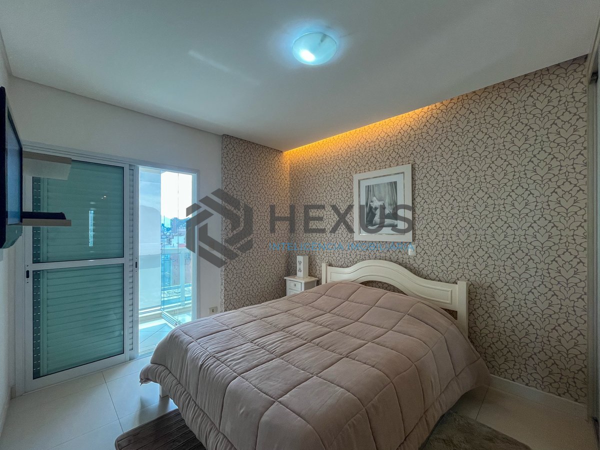 Foto 27 de Apartamento com varanda gourmet e lazer na região da Brunella na Praia da Enseada, Guaruja