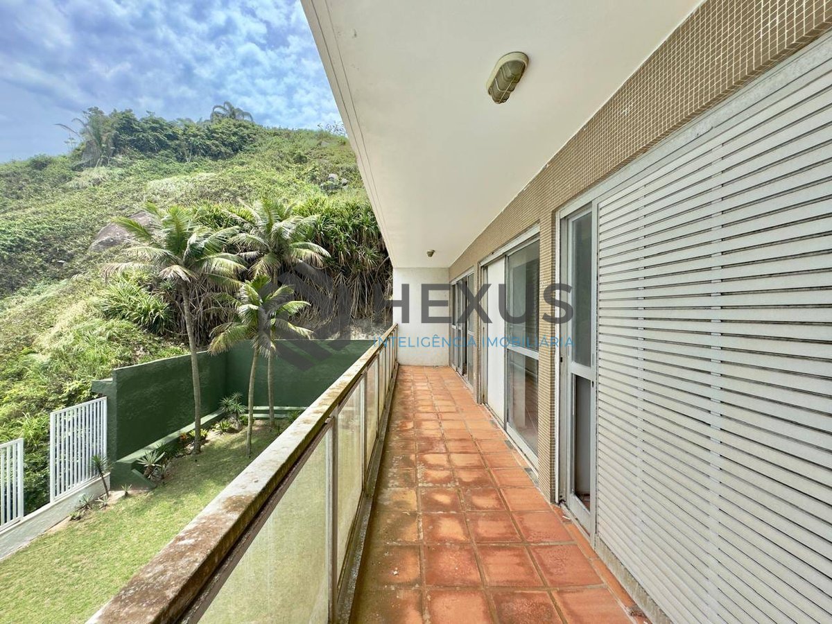 Foto 6 de Apartamento com varanda vista mar e lazer na beira mar da Praia das Astúrias, Guarujá