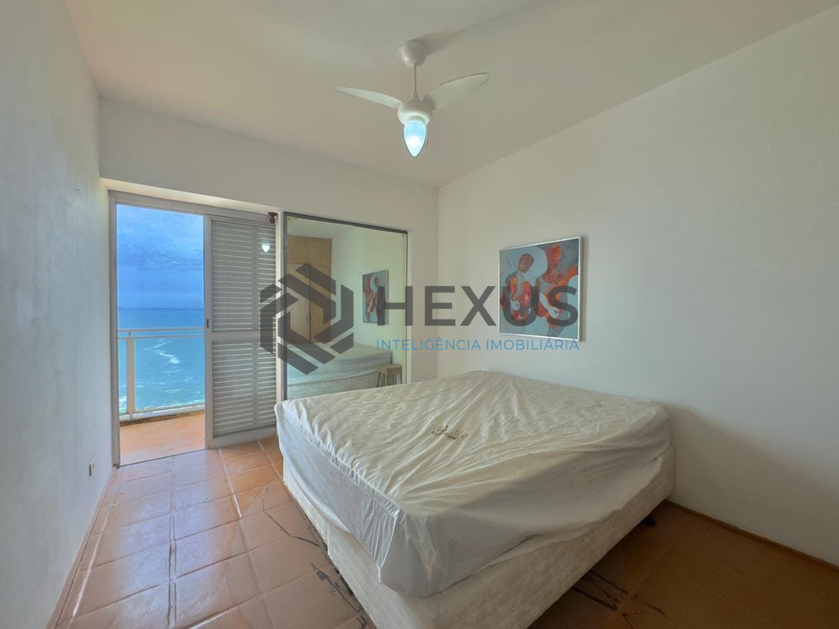 Foto 9 de Apartamento frente mar com varanda e lazer na Praia das Asturias, Guaruja