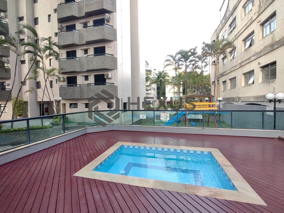 Foto 22 de Apartamento com varanda vista mar e lazer na Praia da Enseada, Guaruja