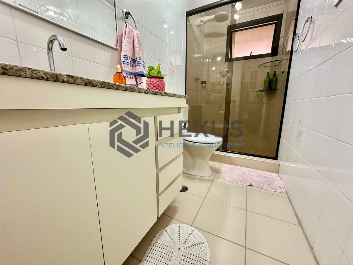 Foto 13 de Apartamento com varanda e lazer na Praia das Asturias, Guaruja